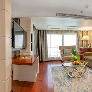 Deluxe Family Suite